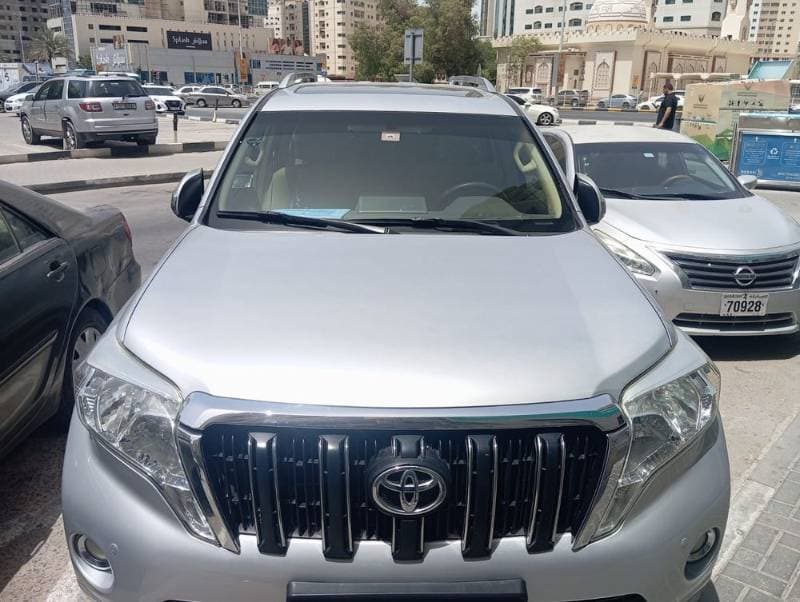 2016 Toyota Land Cruiser Prado thumbnail 3