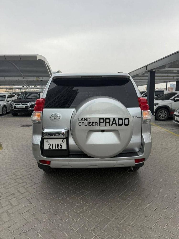 2012 Toyota Land Cruiser Prado thumbnail 2
