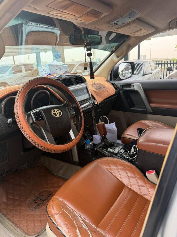 2012 Toyota Land Cruiser Prado thumbnail 4