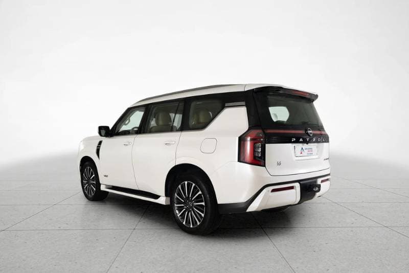 2026 Nissan Patrol thumbnail 5