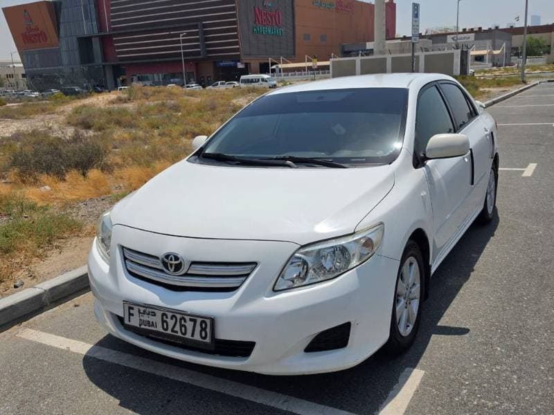 2010 Toyota Corolla thumbnail 2