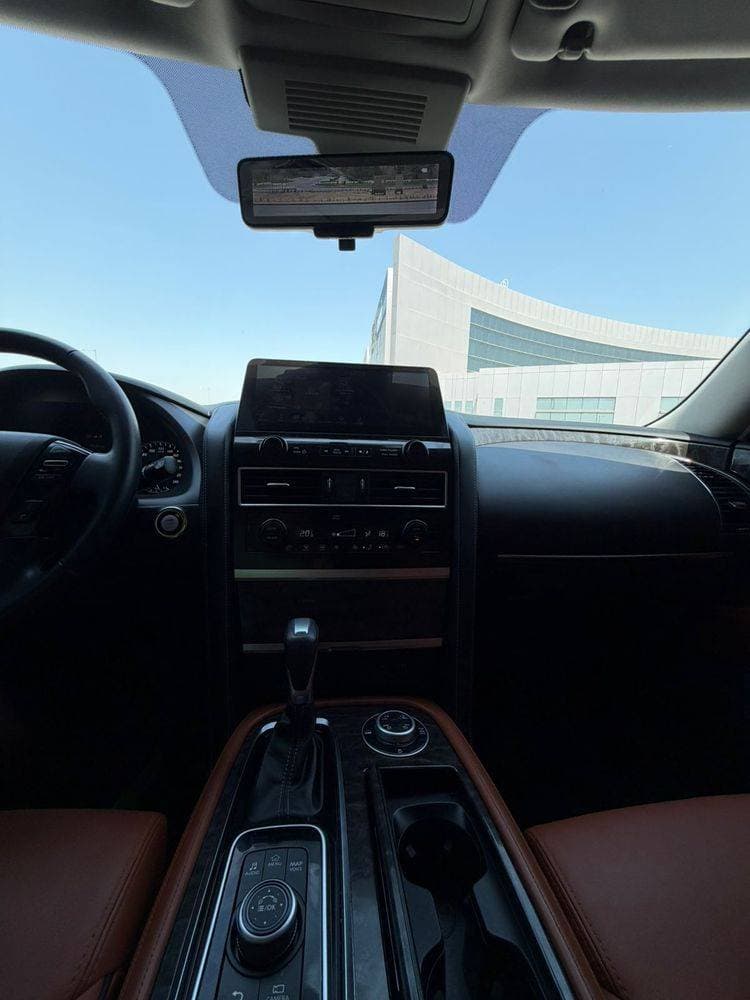 2024 Nissan Patrol thumbnail 5
