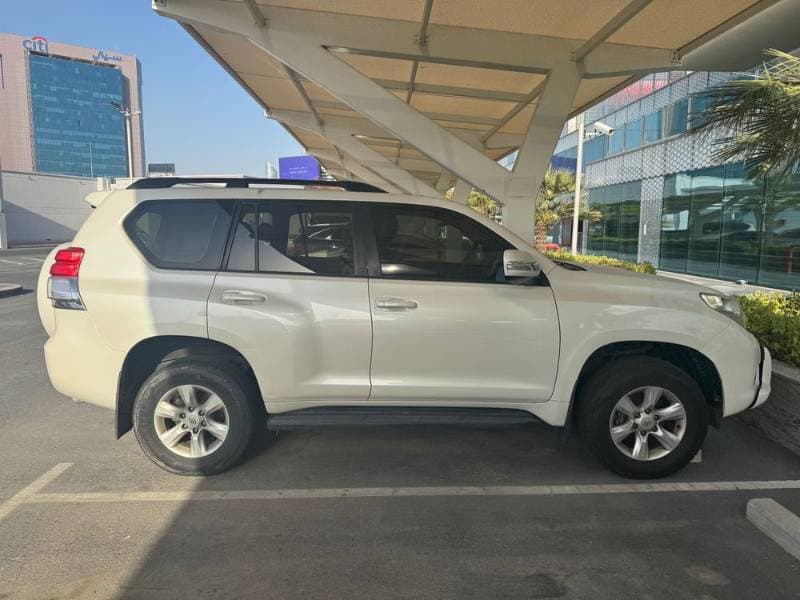 2013 Toyota Land Cruiser Prado thumbnail 2