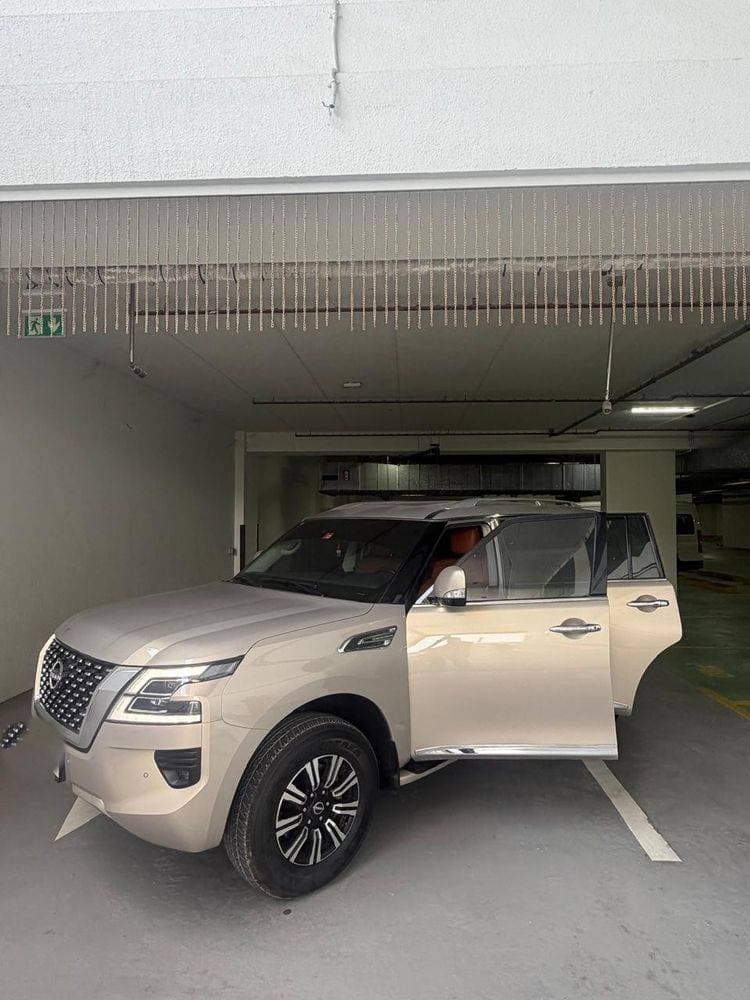 2022 Nissan Patrol thumbnail 4