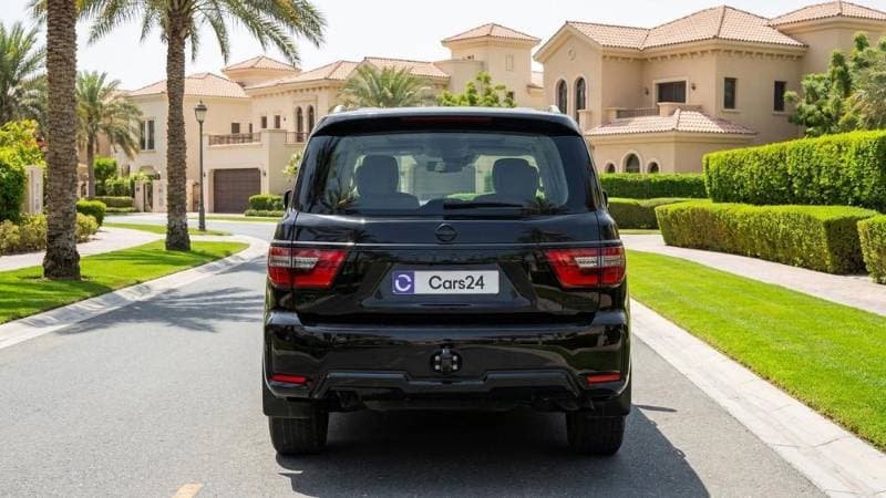 2024 Nissan Patrol thumbnail 3