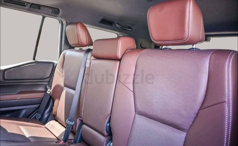 2025 Toyota Land Cruiser Prado thumbnail 5