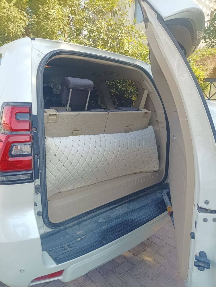 2020 Toyota Land Cruiser Prado thumbnail 5