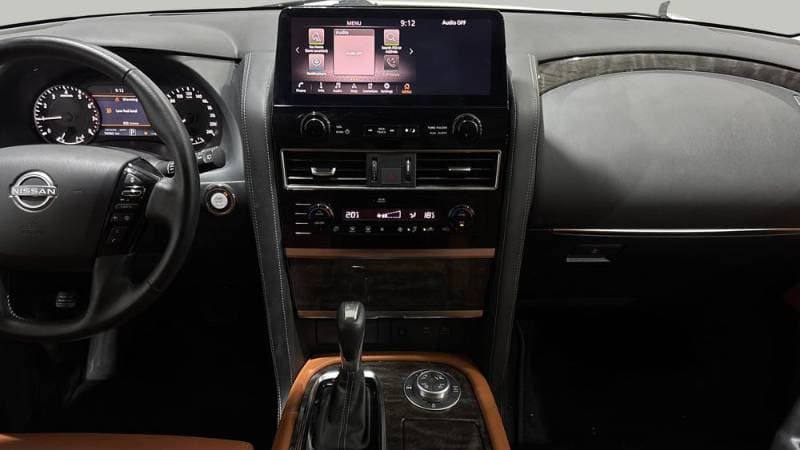 2024 Nissan Patrol thumbnail 9