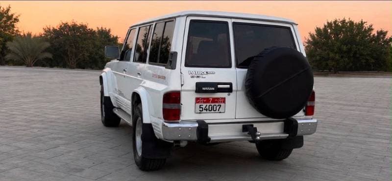 1997 Nissan Patrol thumbnail 2