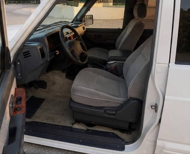 1997 Nissan Patrol thumbnail 4