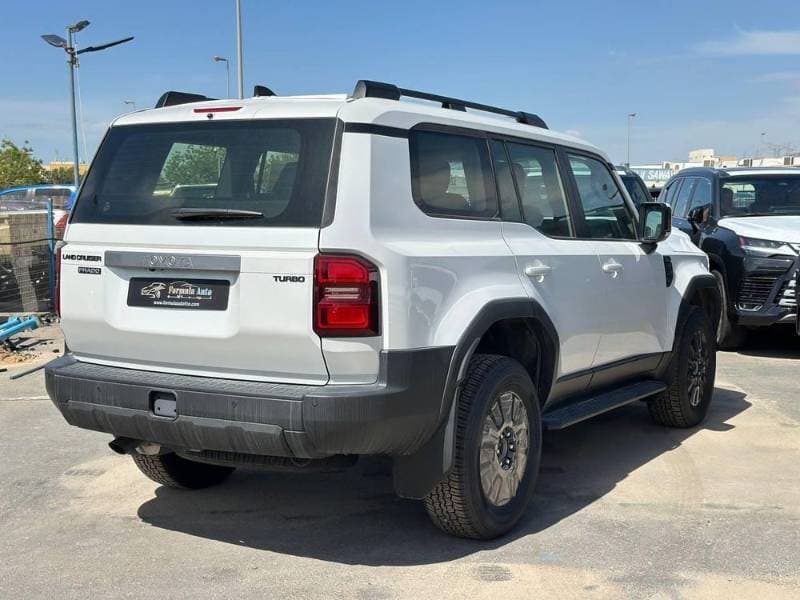 2026 Toyota Land Cruiser Prado thumbnail 2