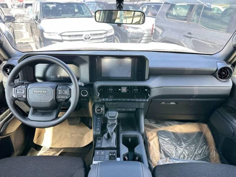 2026 Toyota Land Cruiser Prado thumbnail 3