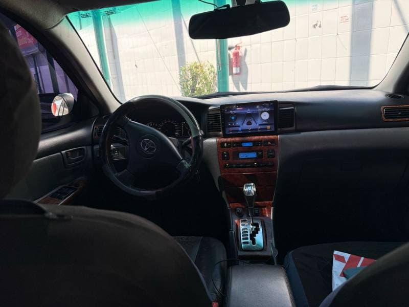 2005 Toyota Corolla thumbnail 5
