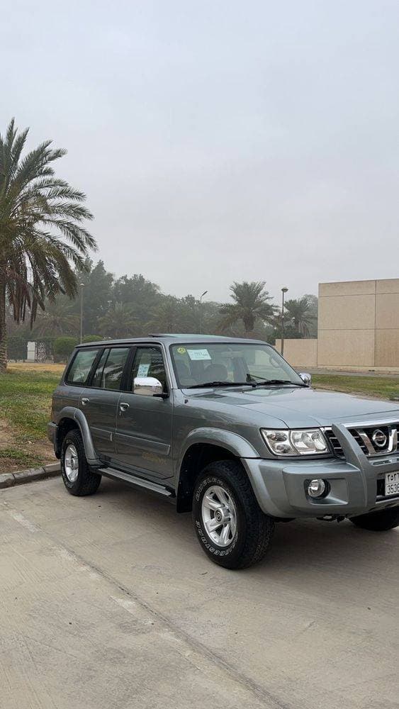 2002 Nissan Patrol Safari thumbnail 5