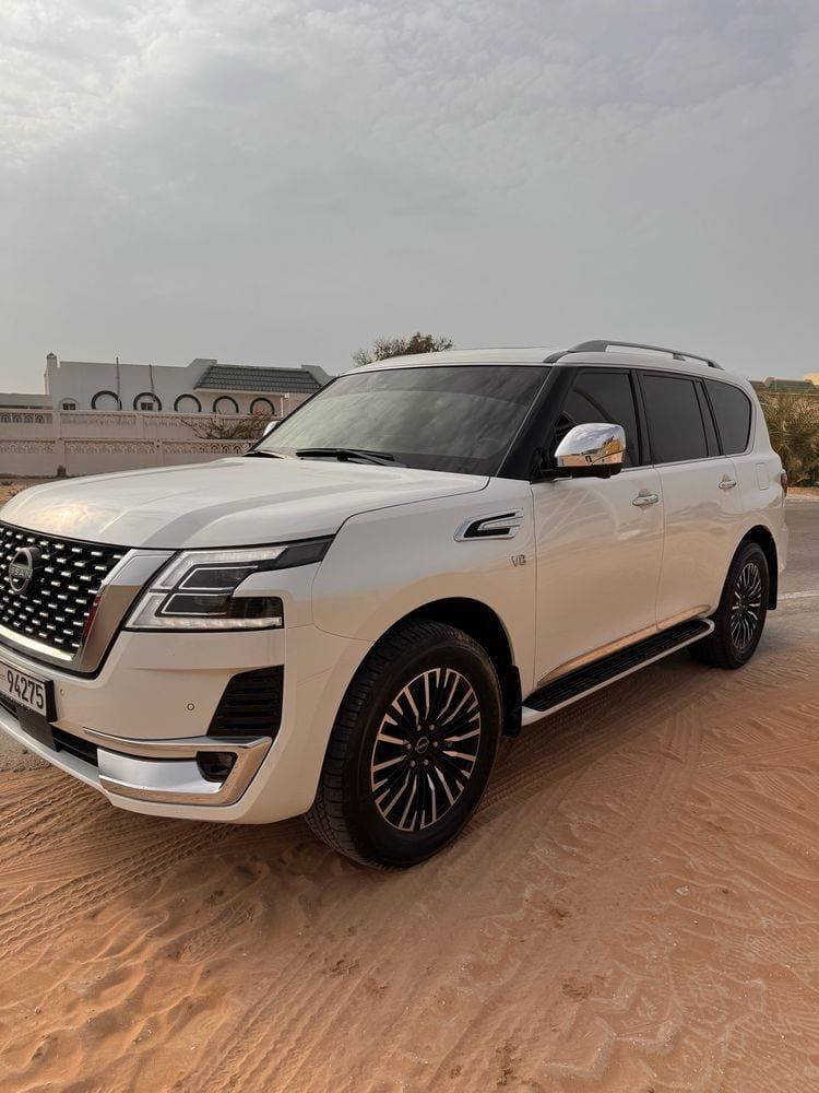 2024 Nissan Patrol thumbnail 2