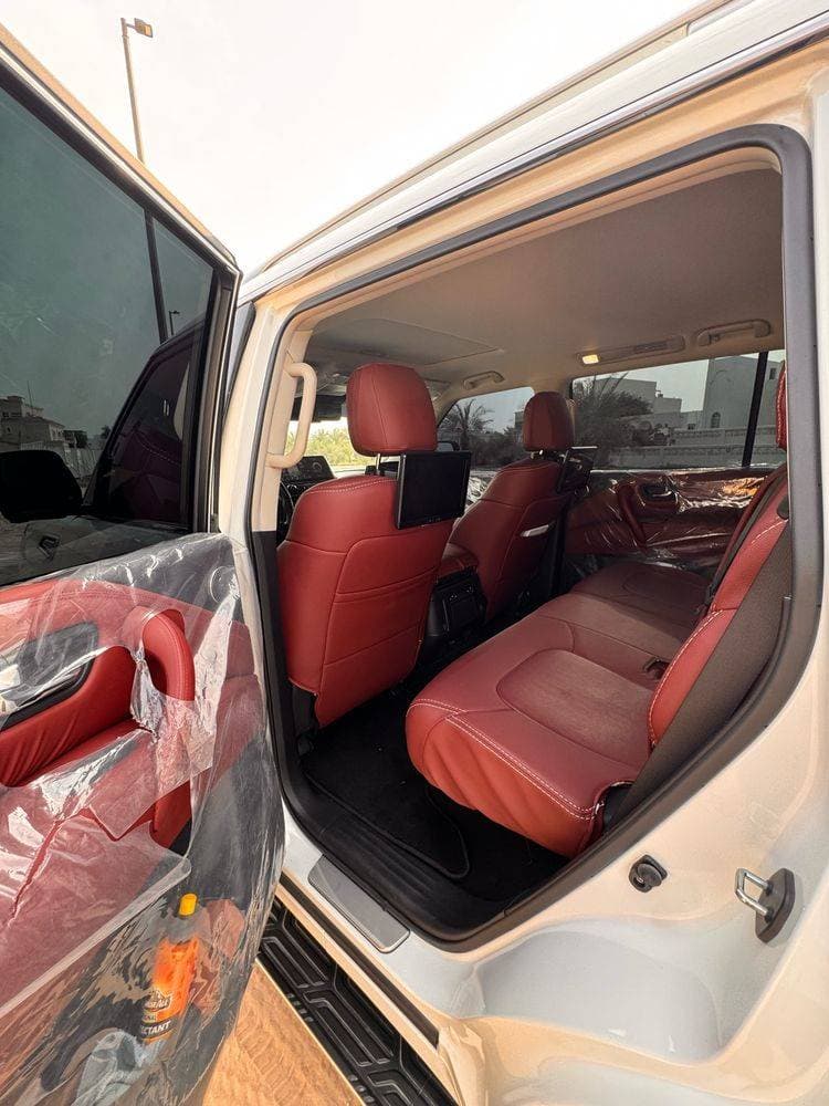 2024 Nissan Patrol thumbnail 5