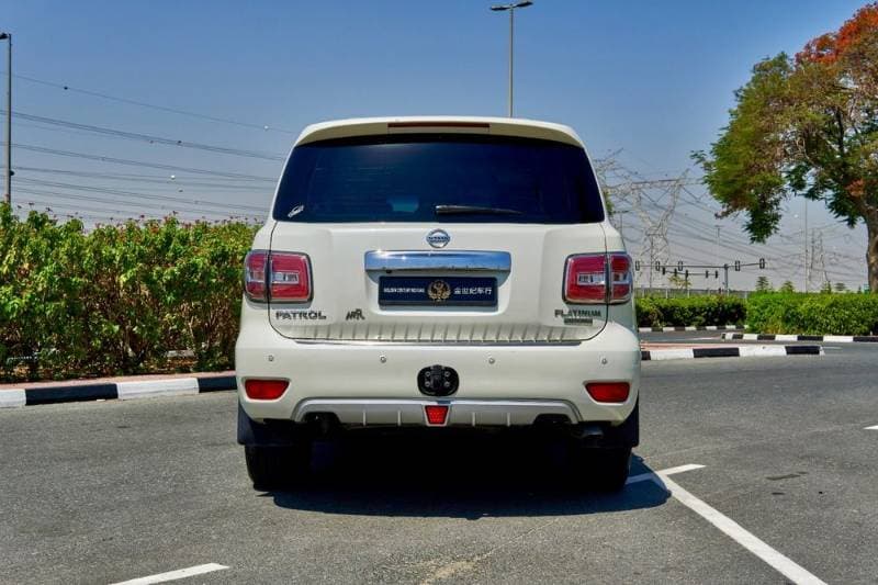 2016 Nissan Patrol thumbnail 2
