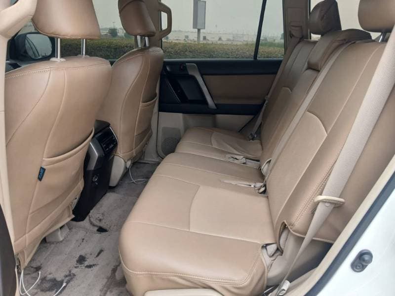 2011 Toyota Land Cruiser Prado thumbnail 7