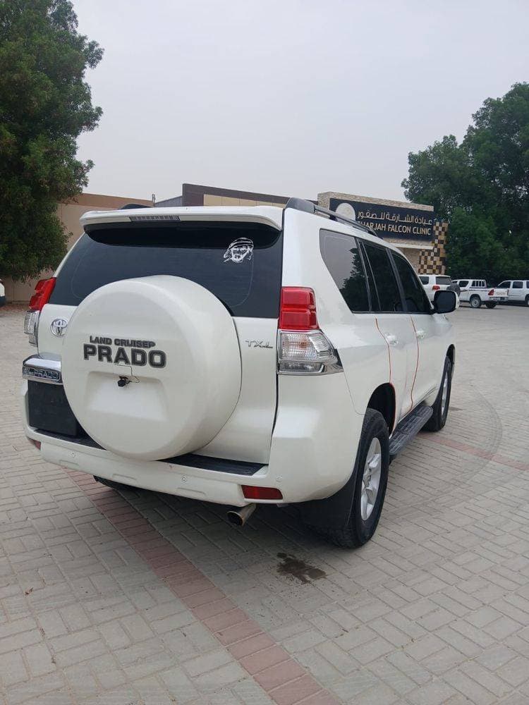 2011 Toyota Land Cruiser Prado thumbnail 5