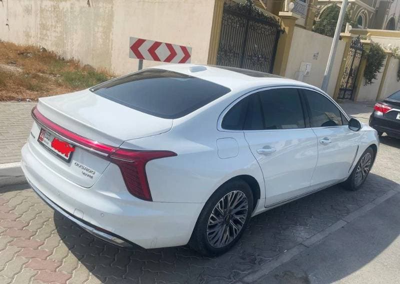2025 Hongqi Ousado thumbnail 3