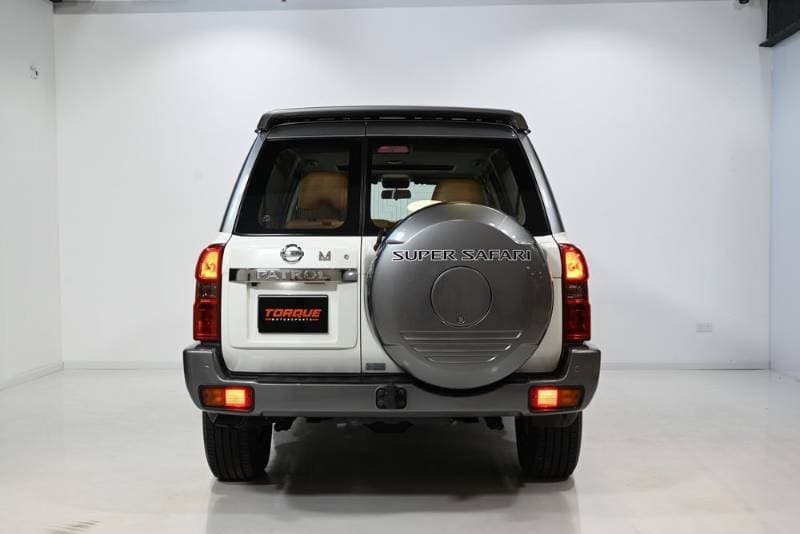 2019 Nissan Patrol thumbnail 5