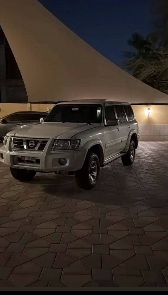 2002 Nissan Patrol thumbnail 2