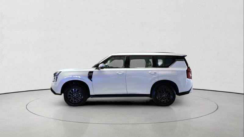 2026 Nissan Patrol thumbnail 4