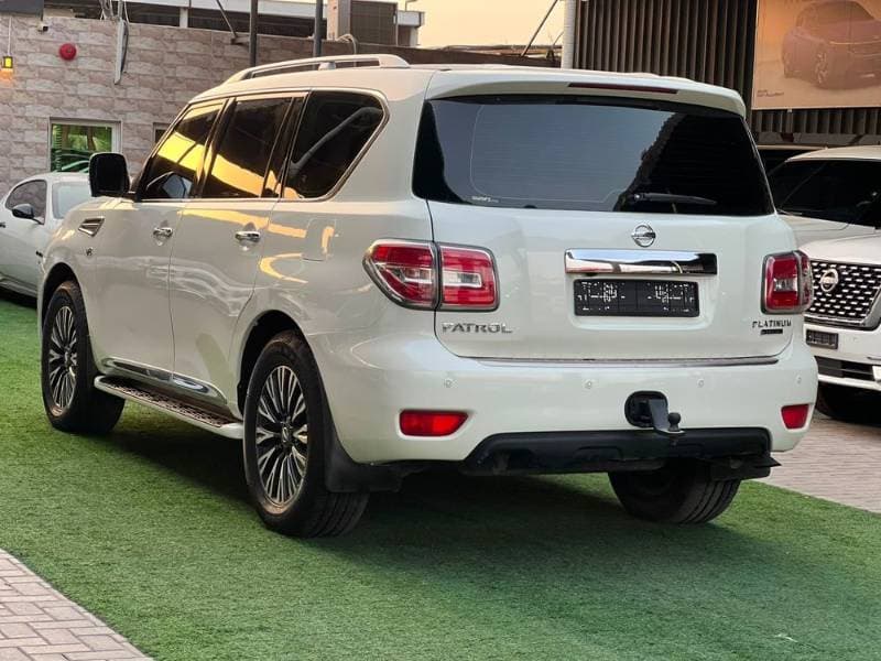 2014 Nissan Patrol thumbnail 7