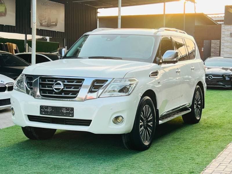 2014 Nissan Patrol thumbnail 2