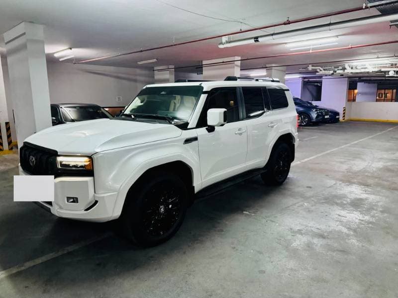 2026 Toyota Land Cruiser Prado thumbnail 3