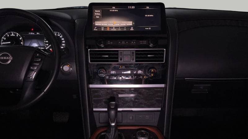2022 Nissan Patrol thumbnail 9