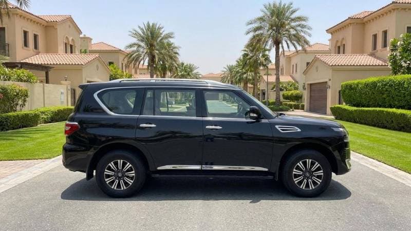 2022 Nissan Patrol thumbnail 2