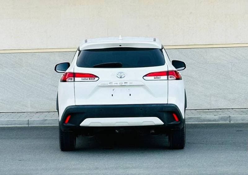 2023 Toyota Corolla Cross thumbnail 4