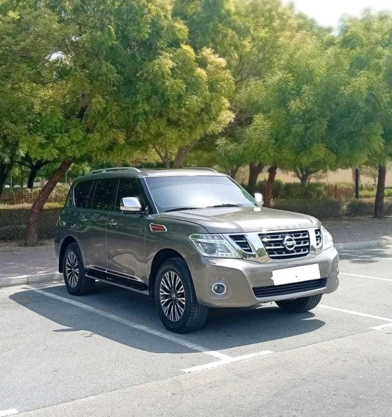 2017 Nissan Patrol thumbnail 2