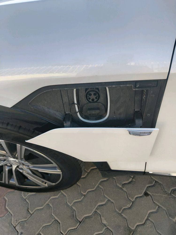 2024 Cadillac XT6 thumbnail 2