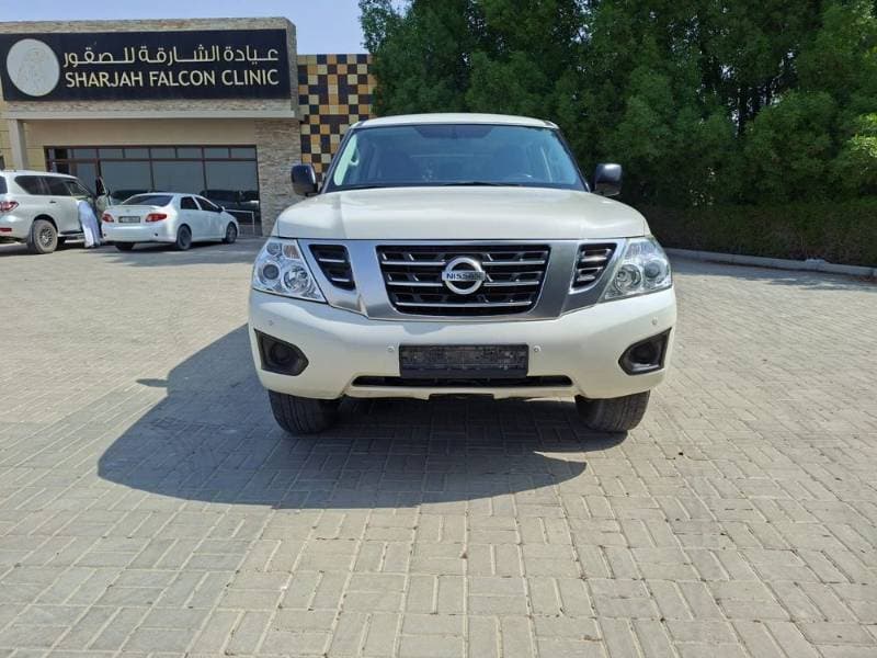 2019 Nissan Patrol thumbnail 3