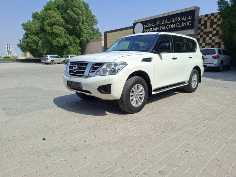 2019 Nissan Patrol thumbnail 4