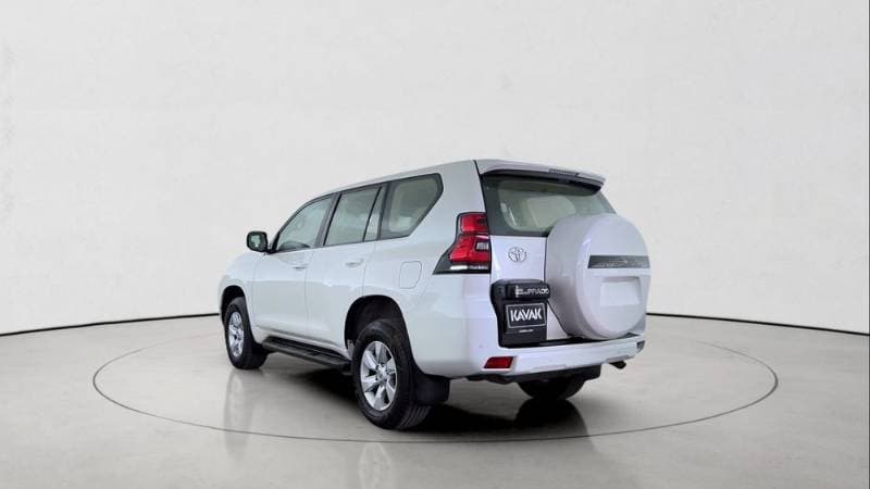 2022 Toyota Land Cruiser Prado thumbnail 5