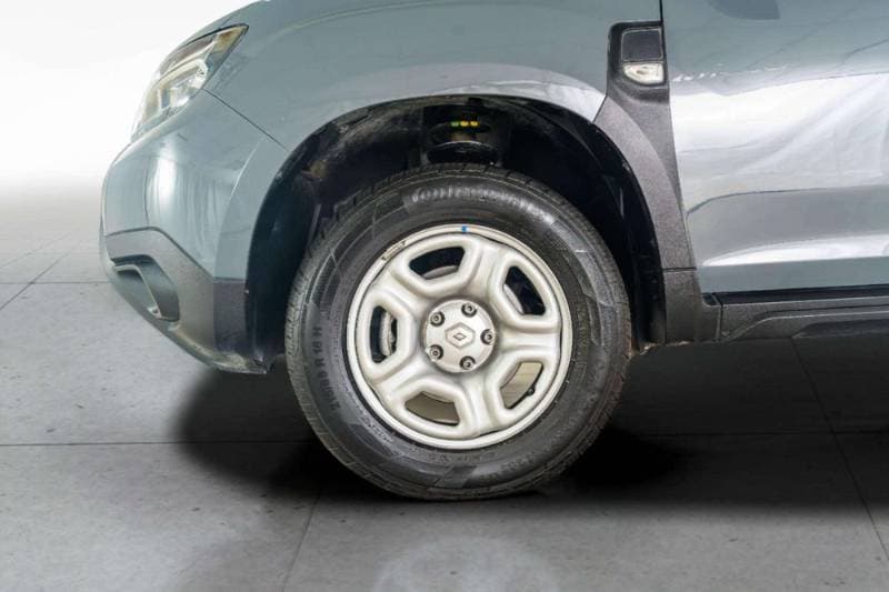 2024 Renault Duster thumbnail 10