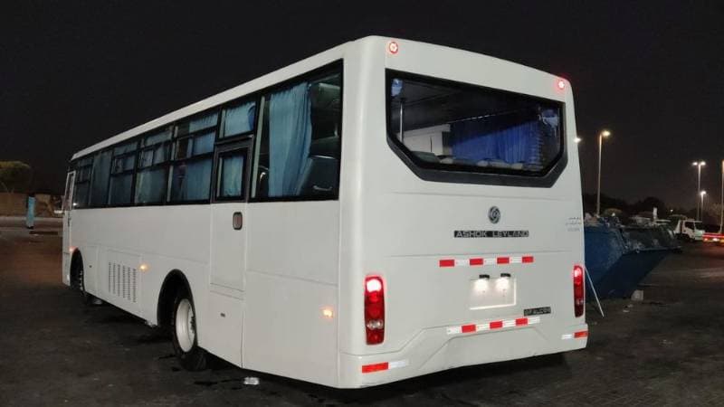 2017 Ashok Leyland Falcon thumbnail 3
