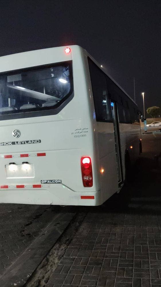 2017 Ashok Leyland Falcon thumbnail 4