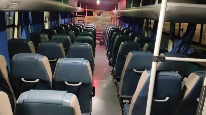 2017 Ashok Leyland Falcon thumbnail 7