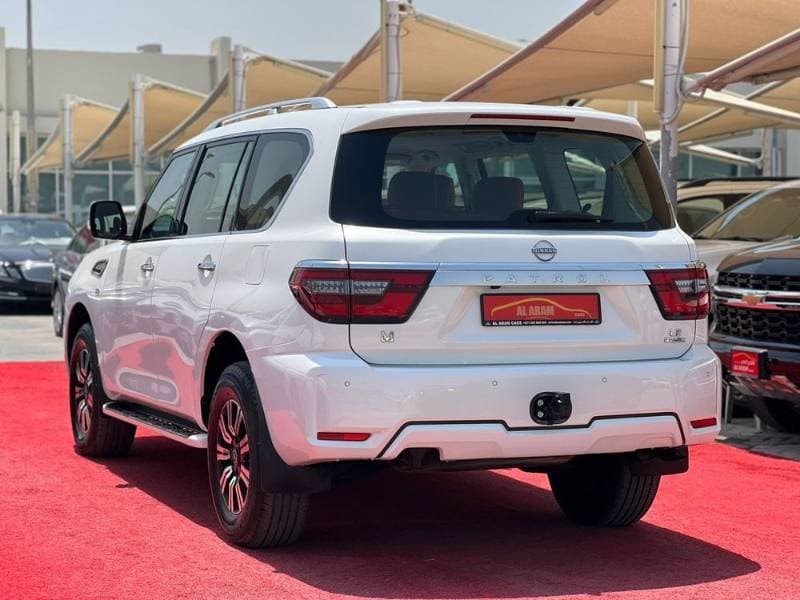 2024 Nissan Patrol thumbnail 4