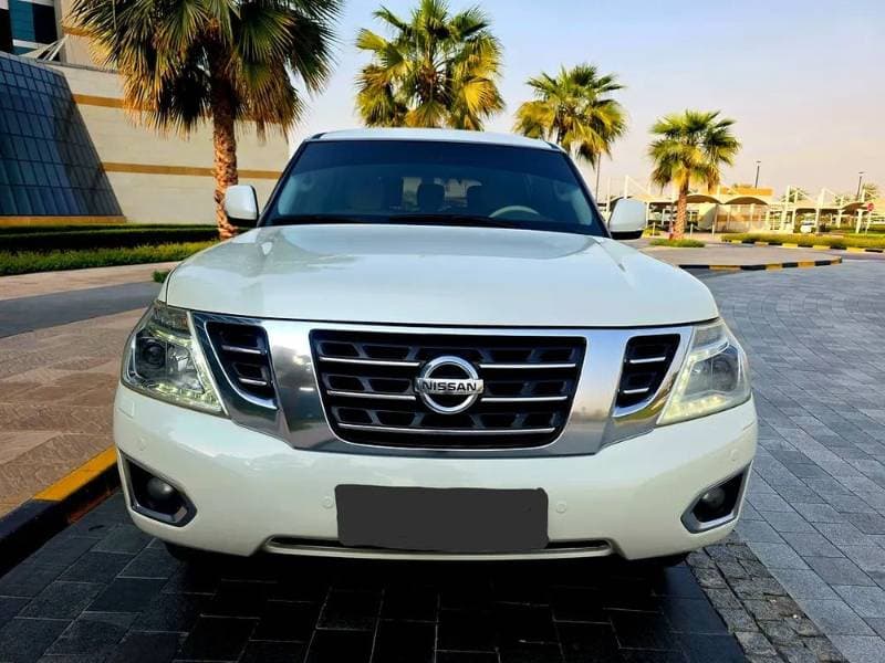 2014 Nissan Patrol thumbnail 3
