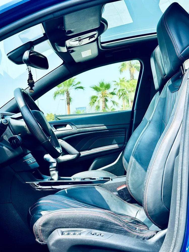 2020 Peugeot 308 thumbnail 3