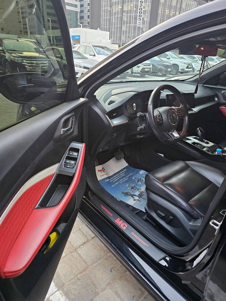2022 MG GT