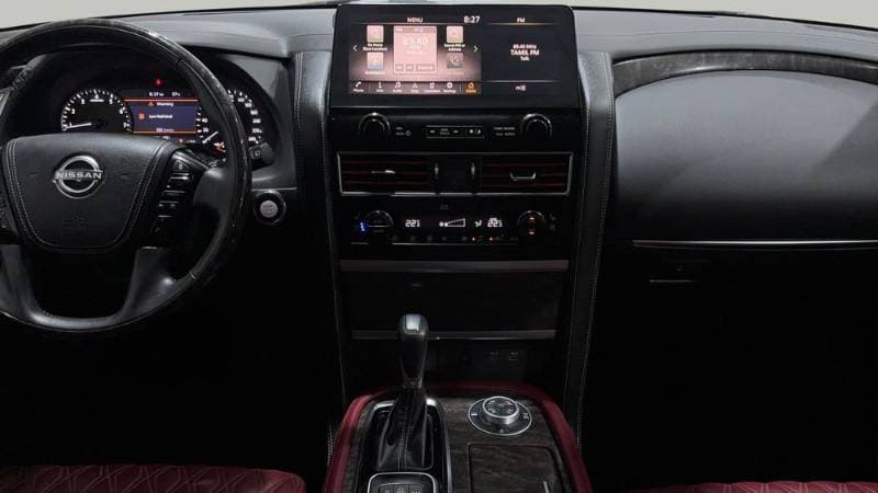 2024 Nissan Patrol thumbnail 9