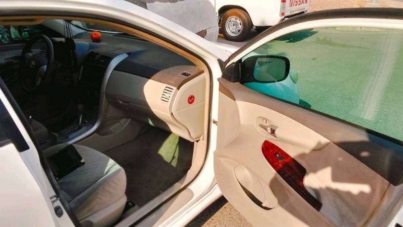 2008 Toyota Corolla thumbnail 3