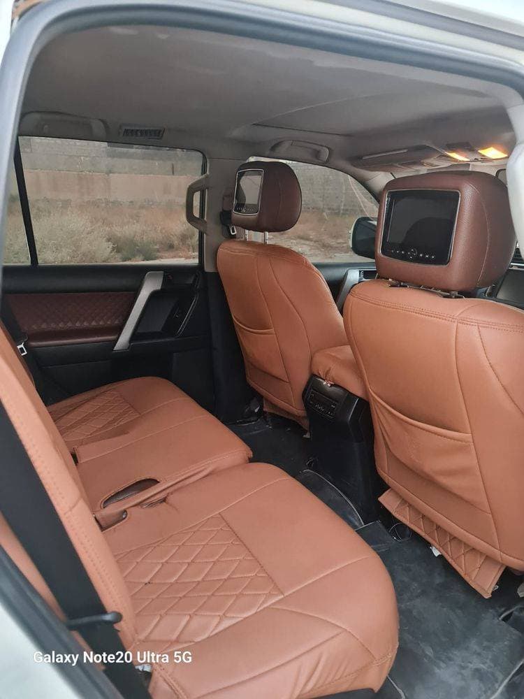 2016 Toyota Land Cruiser Prado thumbnail 5