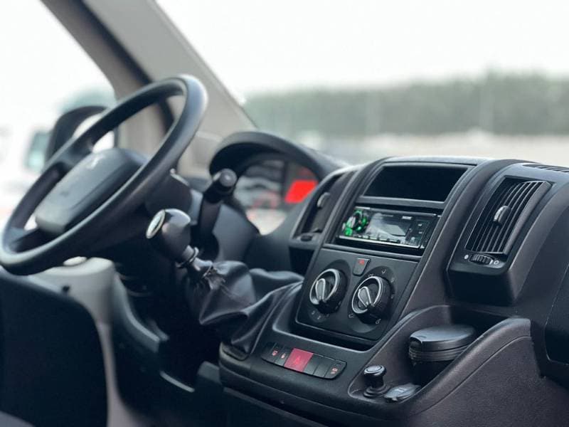 2023 Peugeot Boxer thumbnail 9